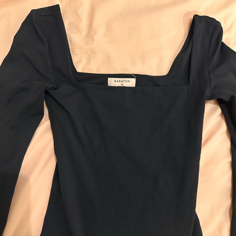 Babaton Contour Squareneck Longsleeve Bodysuit